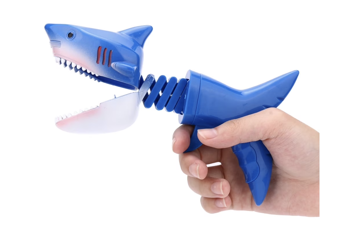 Animal Grabber Claw Toy – Choose Shark, Hippo, or Tiger (Ages 5+)