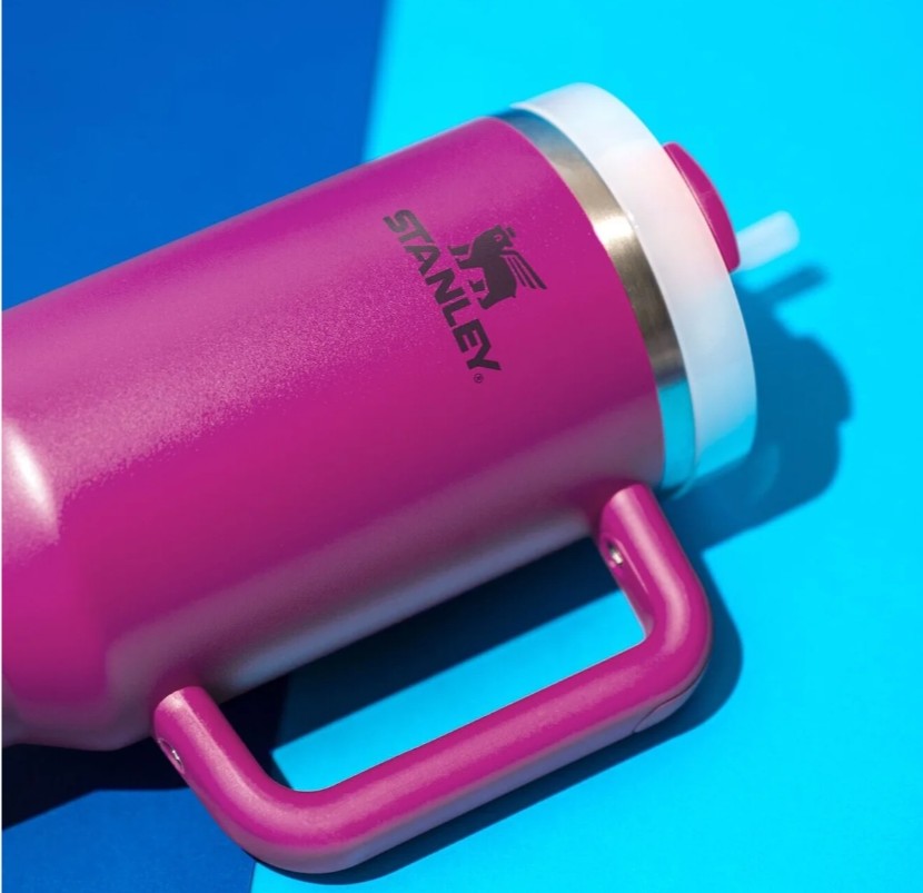 🌸✨ Stanley Quencher H2.0 Tumbler – 40 oz Fuchsia Pink Edition